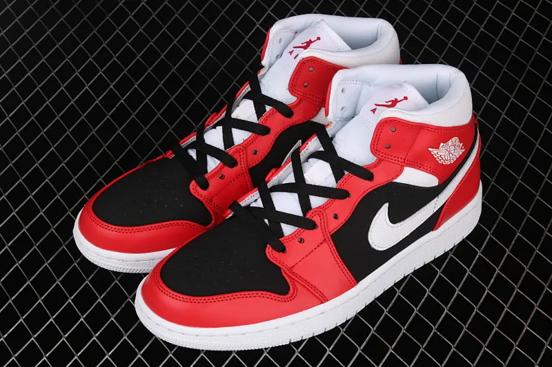 All categories Air Jordan Jordan series basketball shoes Air Jordan 1 Mid Air Jordan1 Mid AJ1 Joe 1 Little Chicago China basketball shoes BQ6472-601